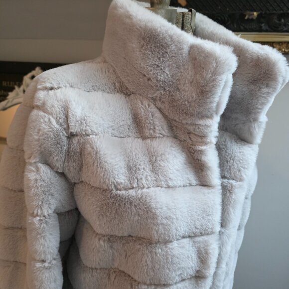 Jones New York Coat - Picture 2 of 5